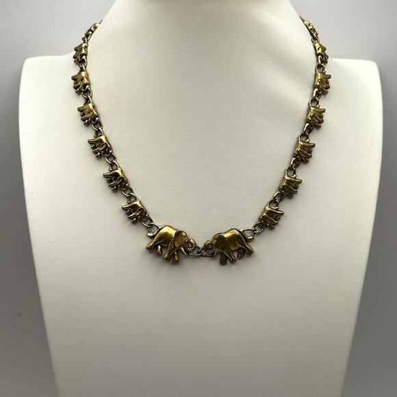 Vintage Elephant Link 18” Necklace Gold Tone Animal Theme Statement Jewelry - Picture 4 of 8